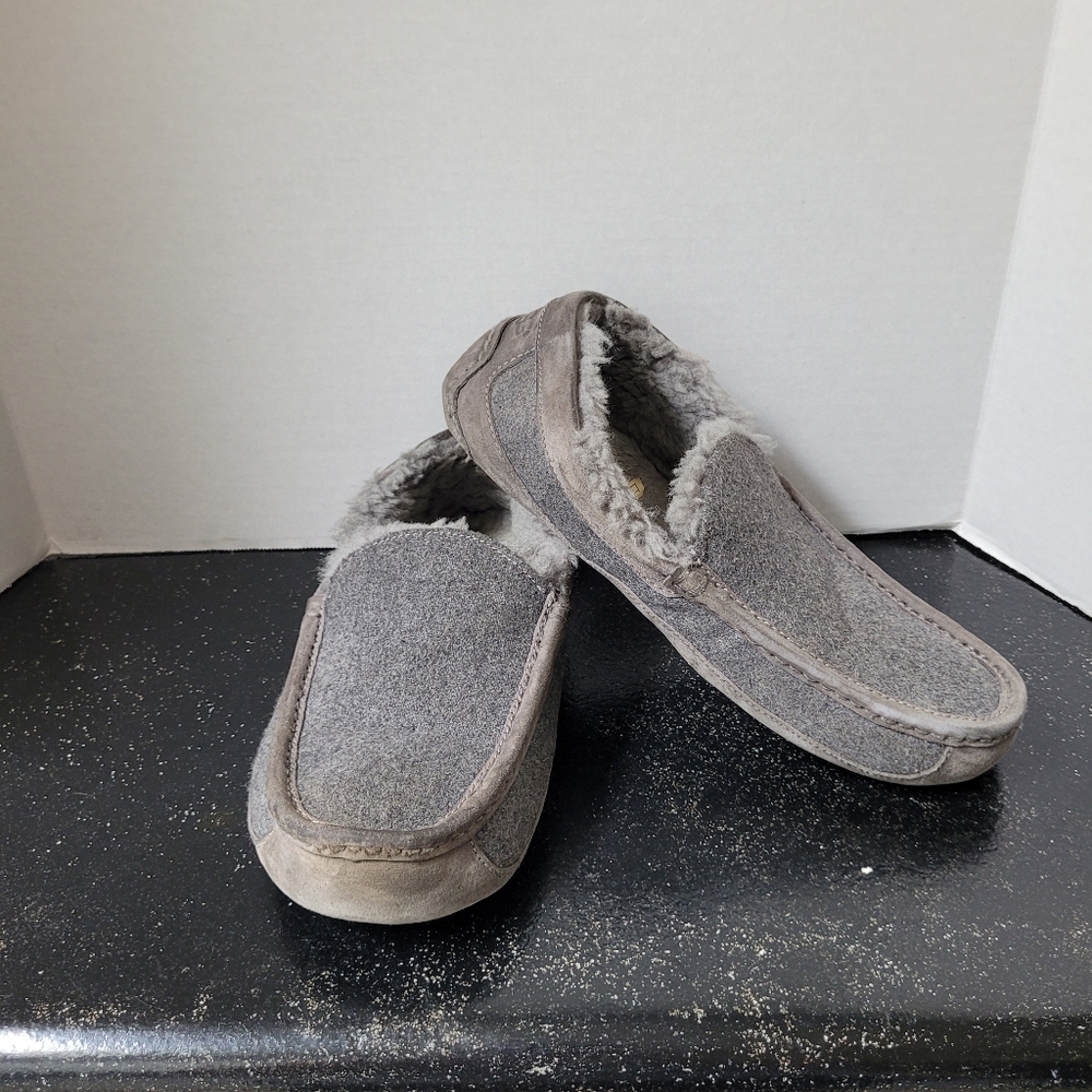 Ugg Ascot Grey Sherpa Lined Slippers